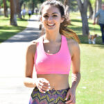 Sexy Latina babe flaunts her sexy ass and beautiful body in yoga pants