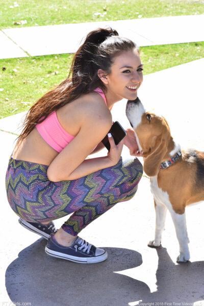 Sexy Latina babe flaunts her sexy ass and beautiful body in yoga pants Image #15