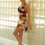 Beautiful babe Samantha exposes her fantastic tits and soft skin in public