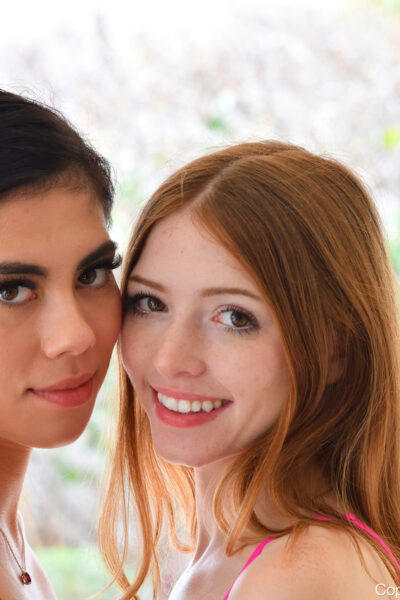 All-natural babes Mila and Myra finger, lick and toy each other's holes Image #4
