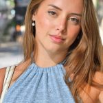 Hot babe Lilah teases in a tight dress & flashes a pantyless upskirt in public