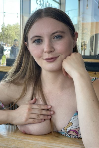 Hot amateur babe Zoey deepthroating and fucking a huge cucumber Image #18