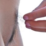 Skinny babe Roxanna masturbates with a vibrator during a nude yoga session